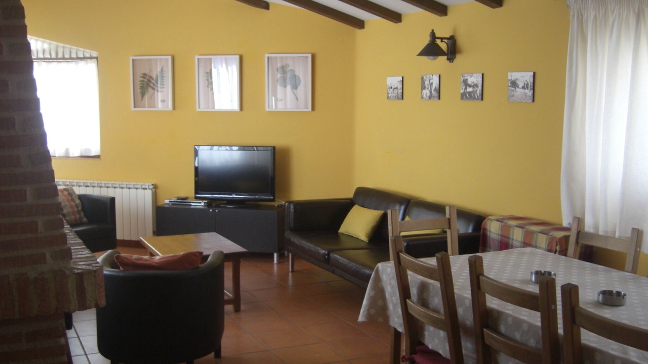 Photo of Others in Hoyos del Espino