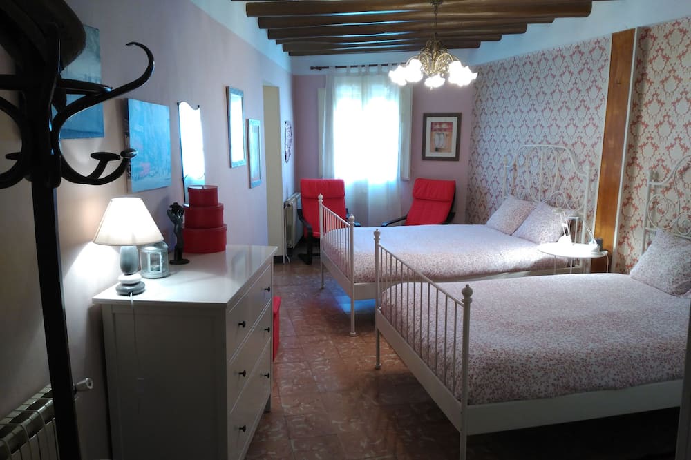 Photo of Bedroom in Salas Altas