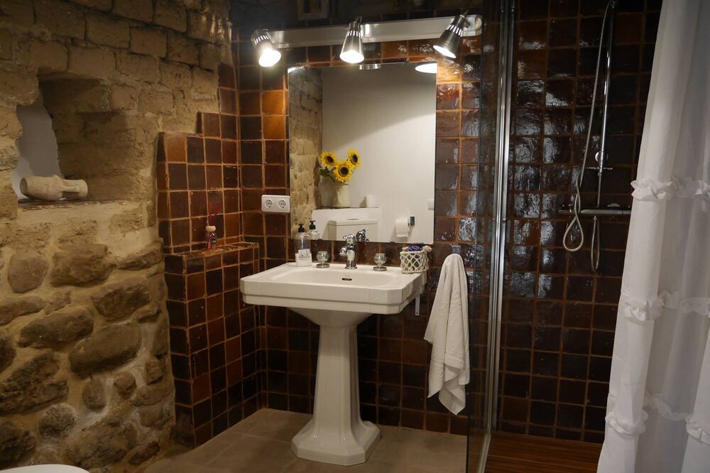 Photo of Bathroom in Salas Altas