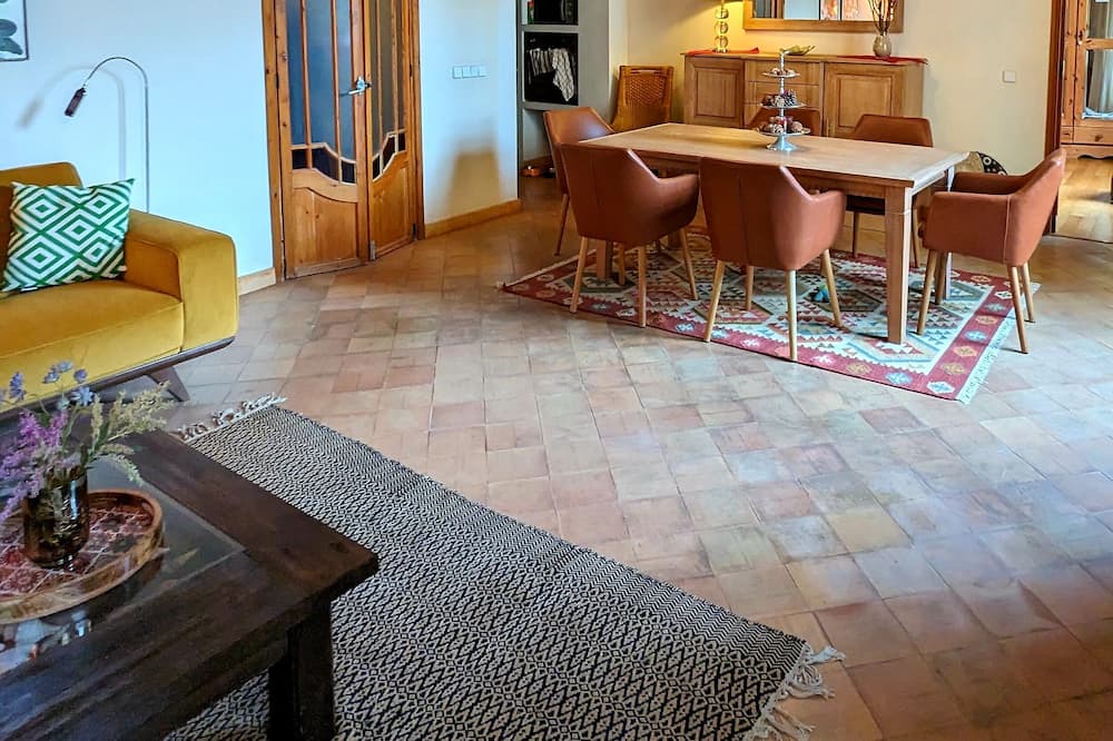 Photo of Livingroom in Cort