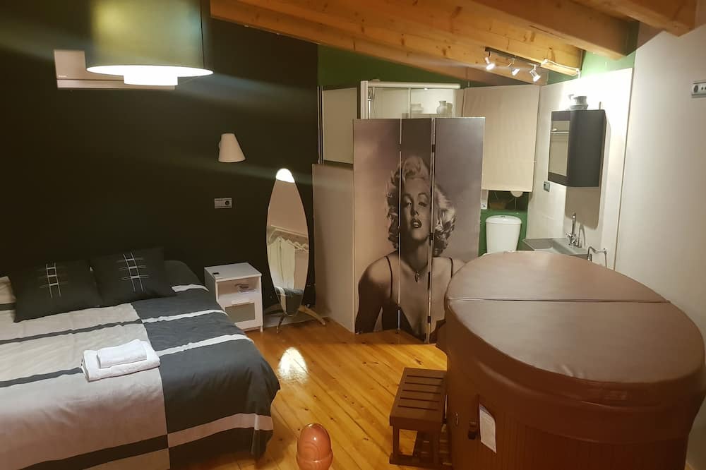 Photo of Bedroom in Melida