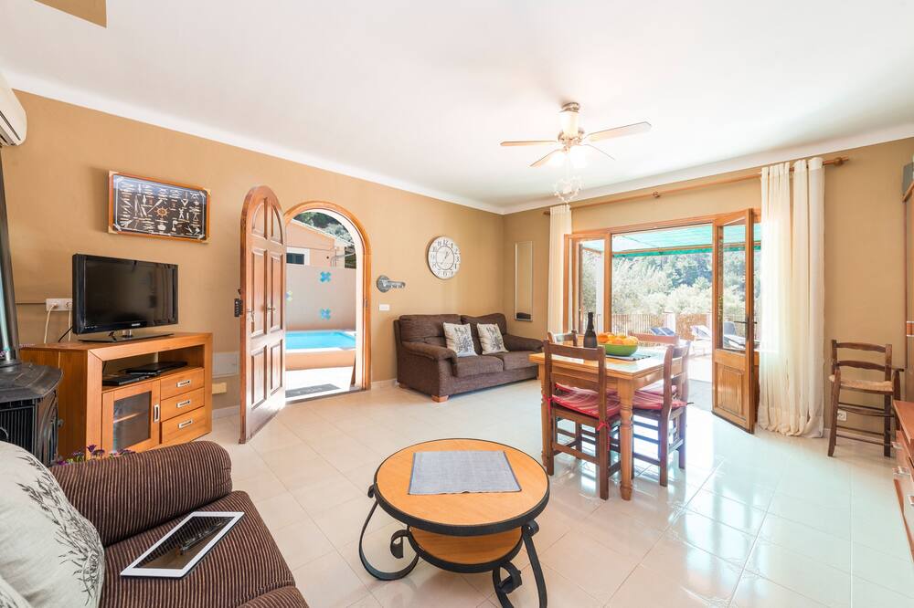 Photo of Livingroom in Escorca