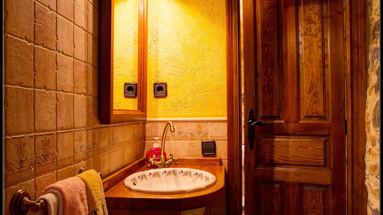 Photo of Bathroom in Charo
