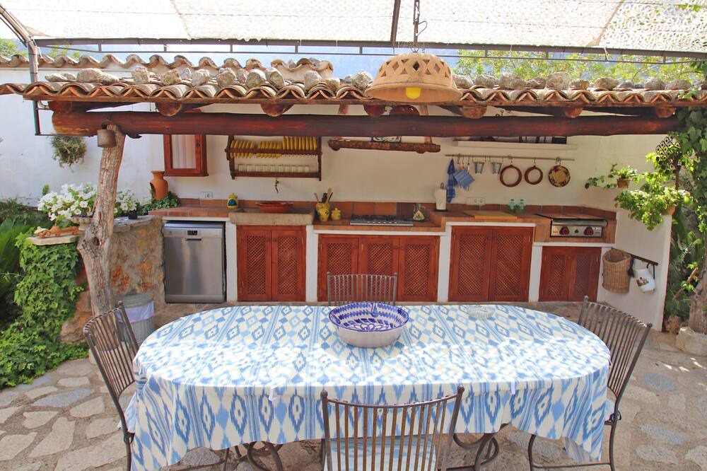 Photo of Patio Balcony in Biniaraix