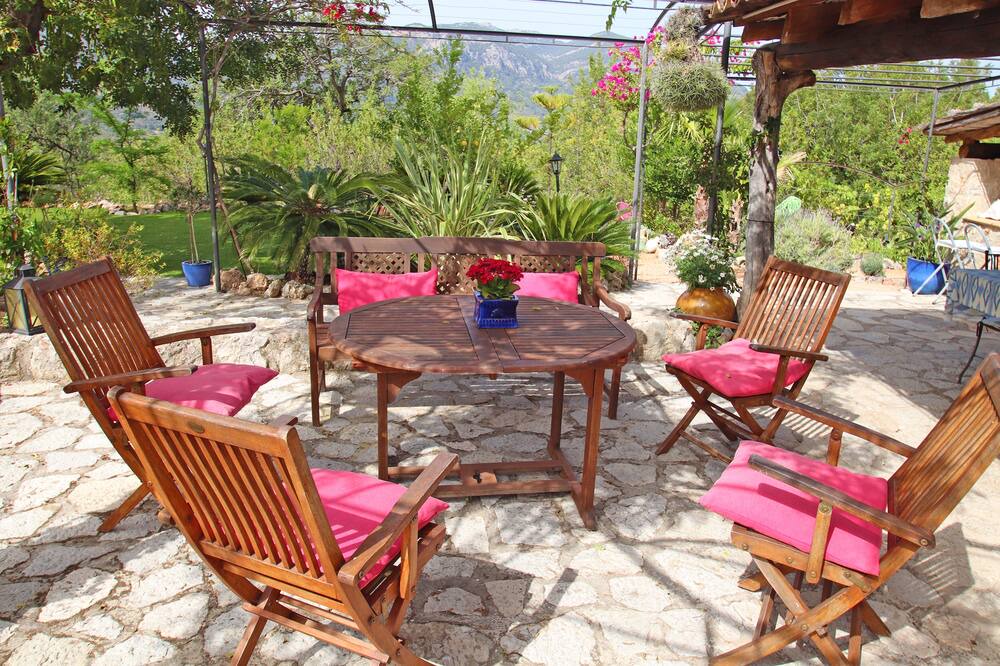 Photo of Patio Balcony in Biniaraix