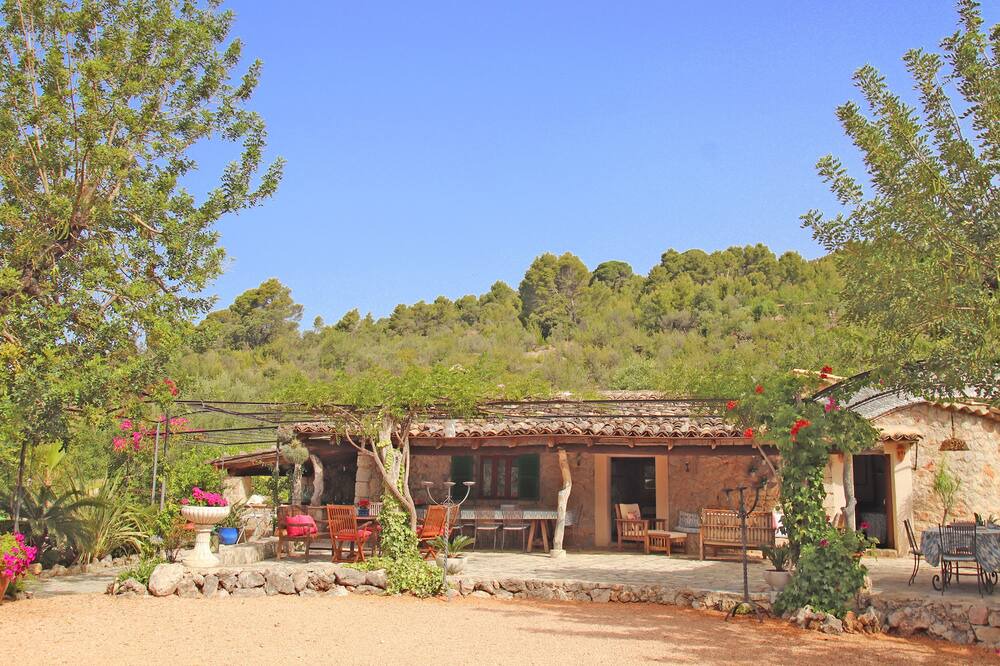 Photo of Outdoor in Biniaraix