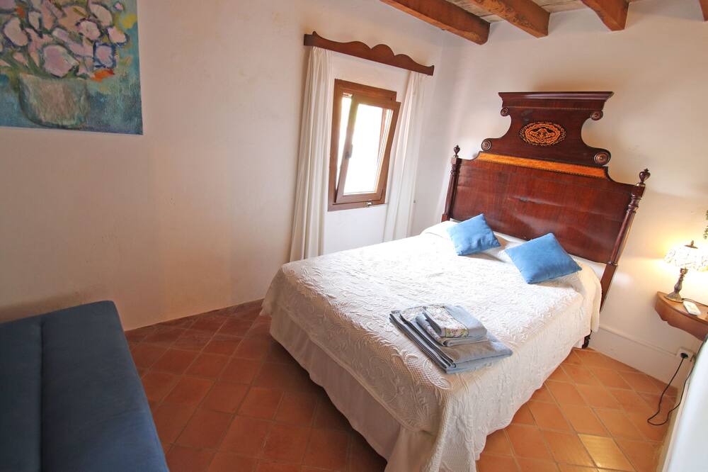 Photo of Bedroom in Biniaraix