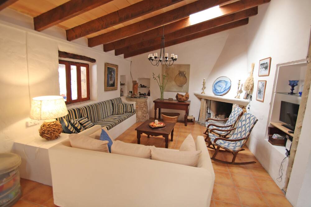 Photo of Livingroom in Biniaraix