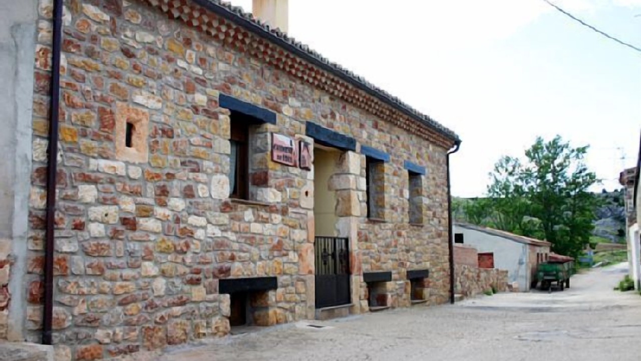 Photo of Buildings in Espeja de San Marcelino