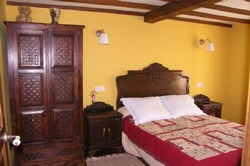 Photo of Bedroom in Mestas de Con