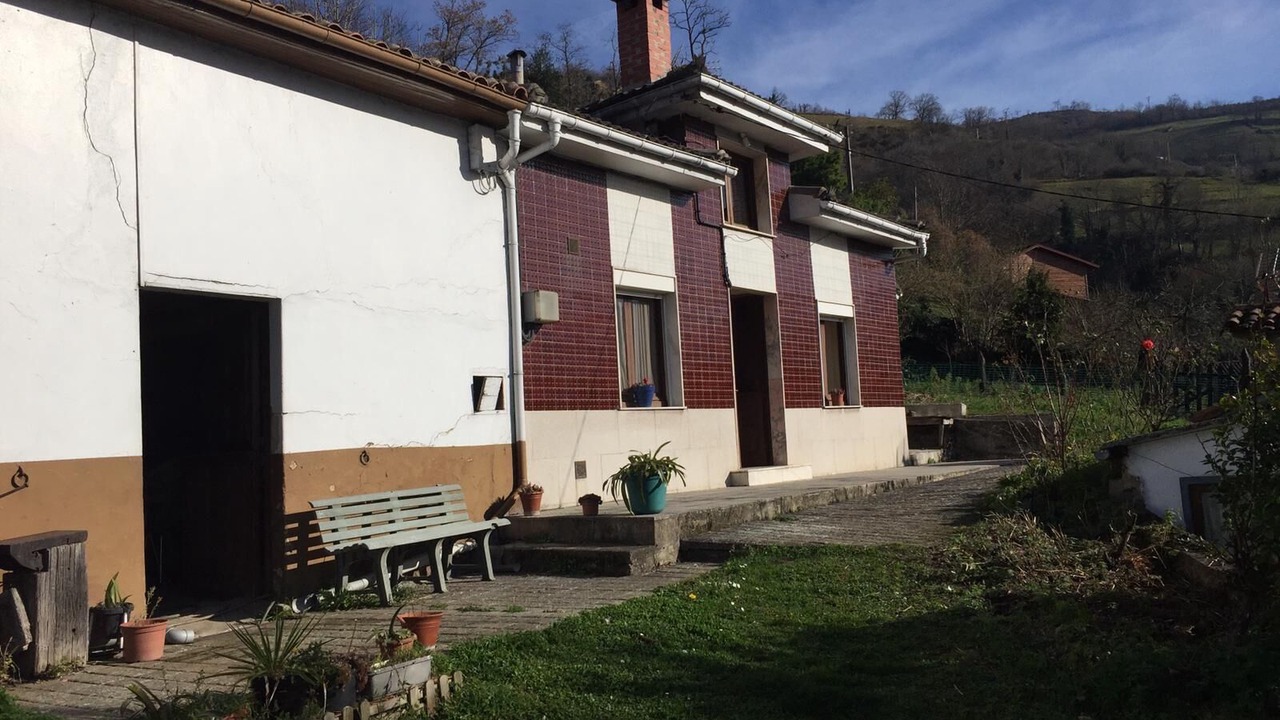 Photo of Patio Balcony in Salas Municipality