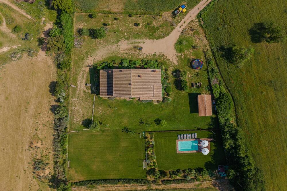Photo of Outdoor in Verges