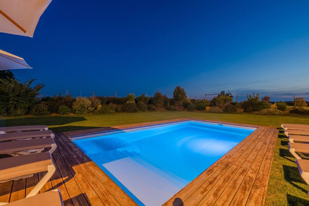 Photo of Outdoor in Verges