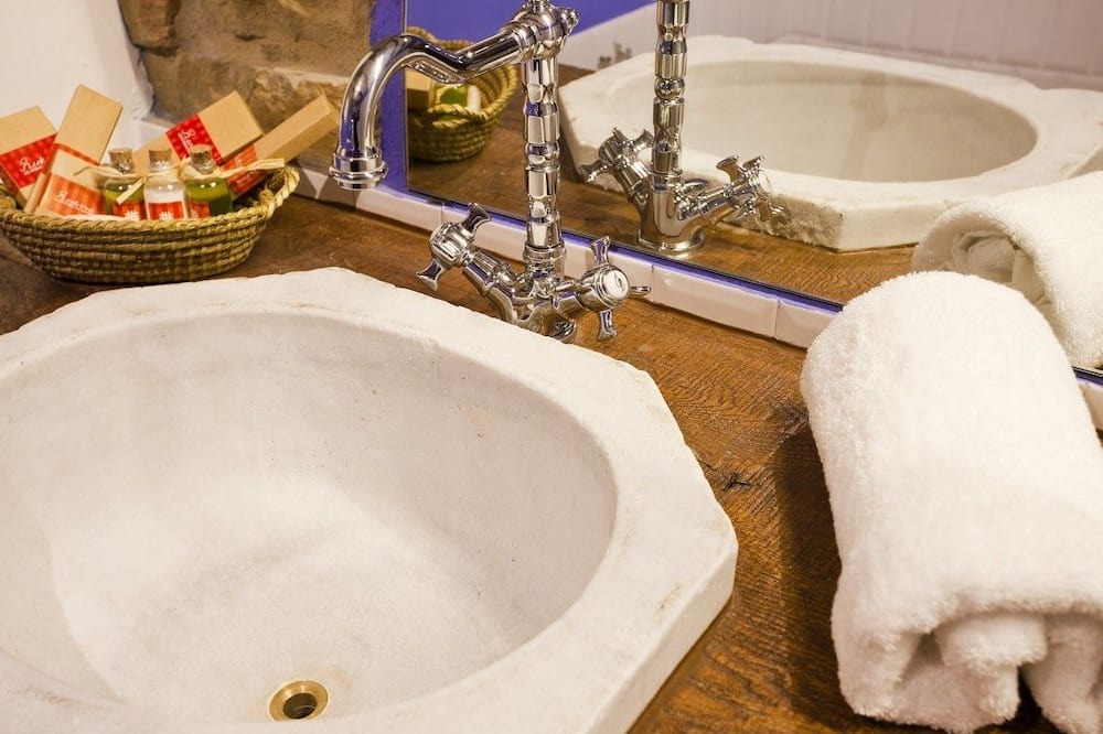 Photo of Bathroom in Gallipienzo