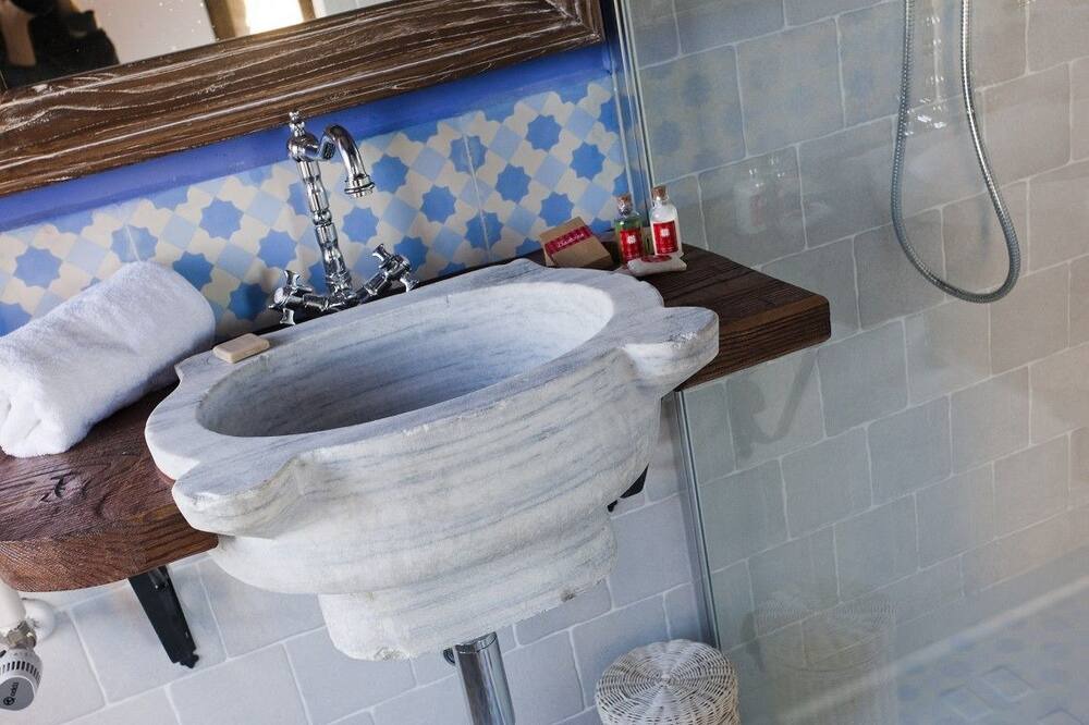 Photo of Bathroom in Gallipienzo
