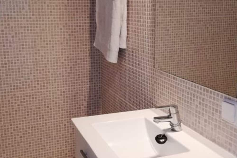 Photo of Bathroom in Es Garrovers