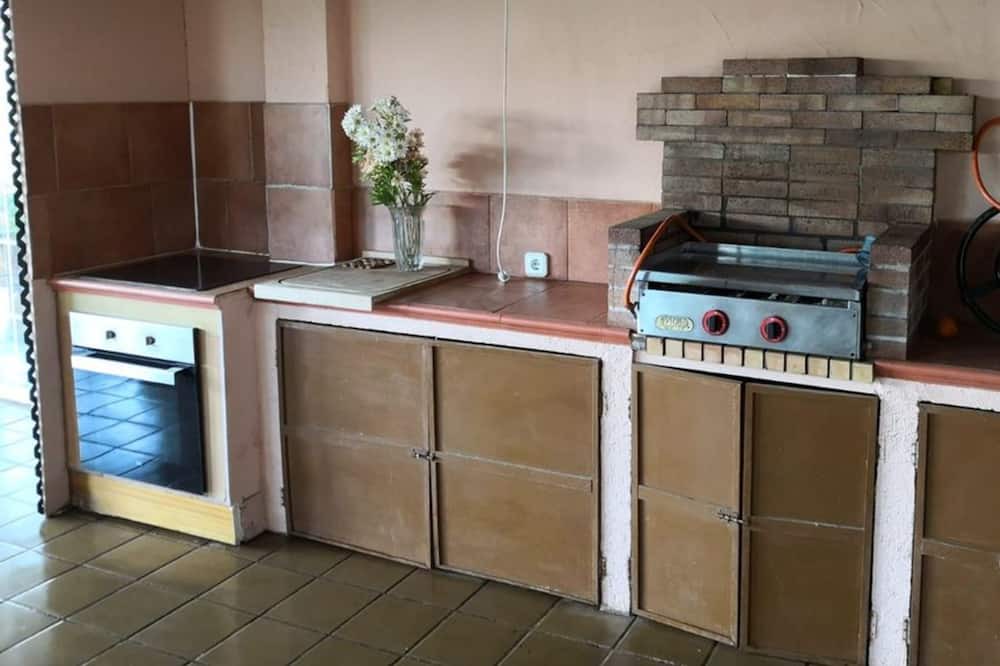 Photo of Kitchen in Es Garrovers