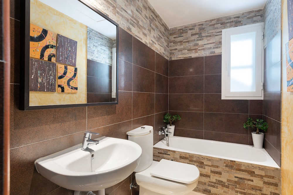 Photo of Bathroom in Puerto Maritimo
