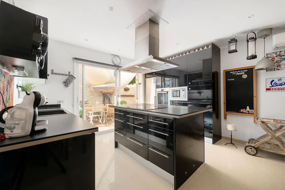 Photo of Kitchen in Puerto Maritimo