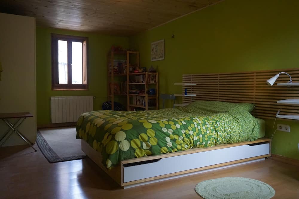 Photo of Bedroom in Sotres