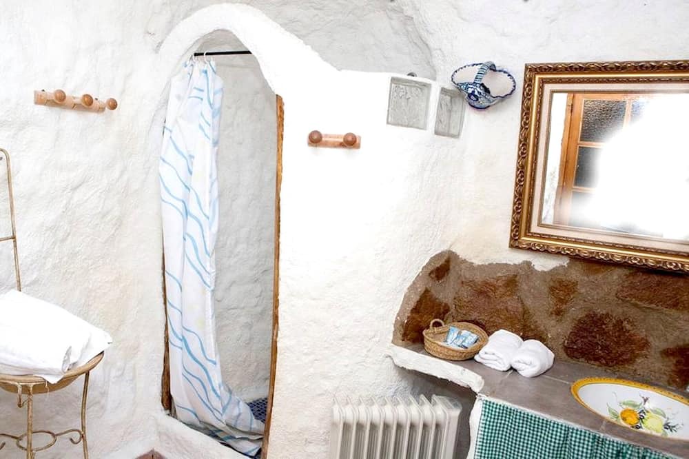 Photo of Bathroom in La Alqueria