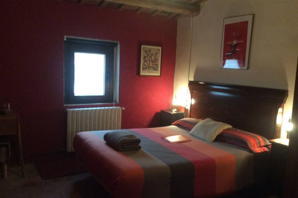 Photo of Bedroom in Santa Coloma de Farners