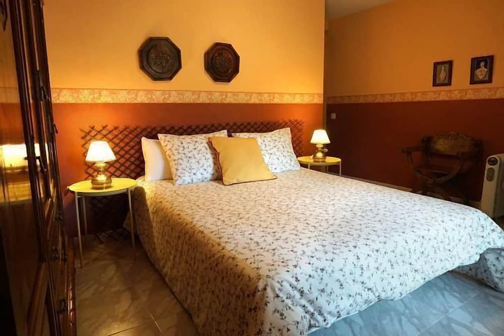 Photo of Bedroom in Gascuena de Bornova