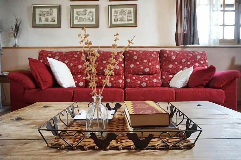 Photo of Livingroom in Gascuena de Bornova