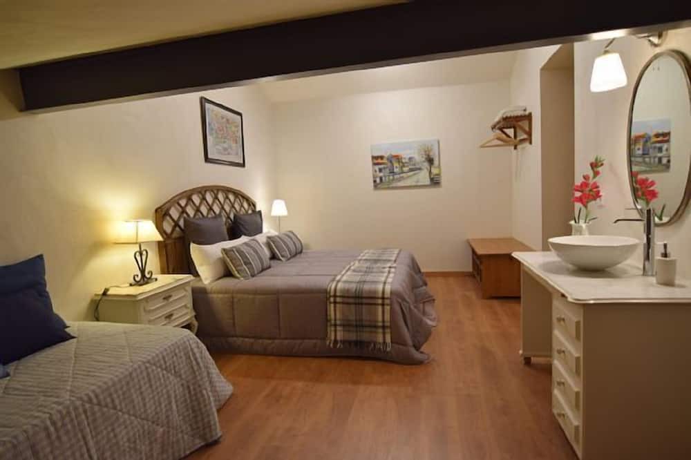 Photo of Bedroom in Gascuena de Bornova