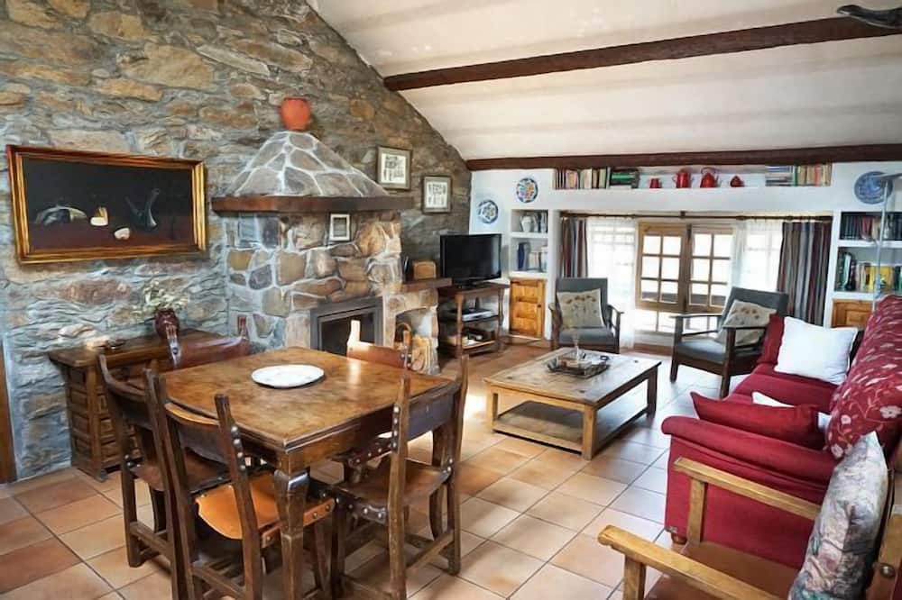 Photo of Livingroom in Gascuena de Bornova