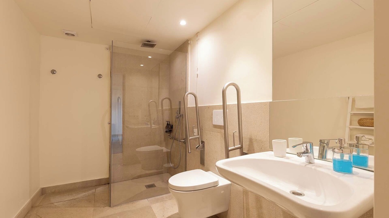 Photo of Bathroom in Cort