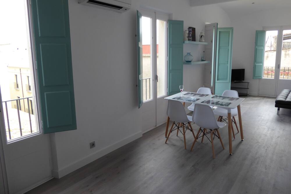 Photo of Livingroom in Figueres