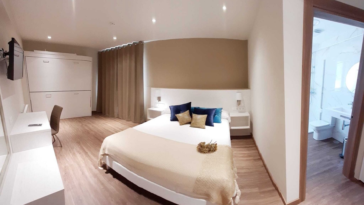Photo of Bedroom in Mino