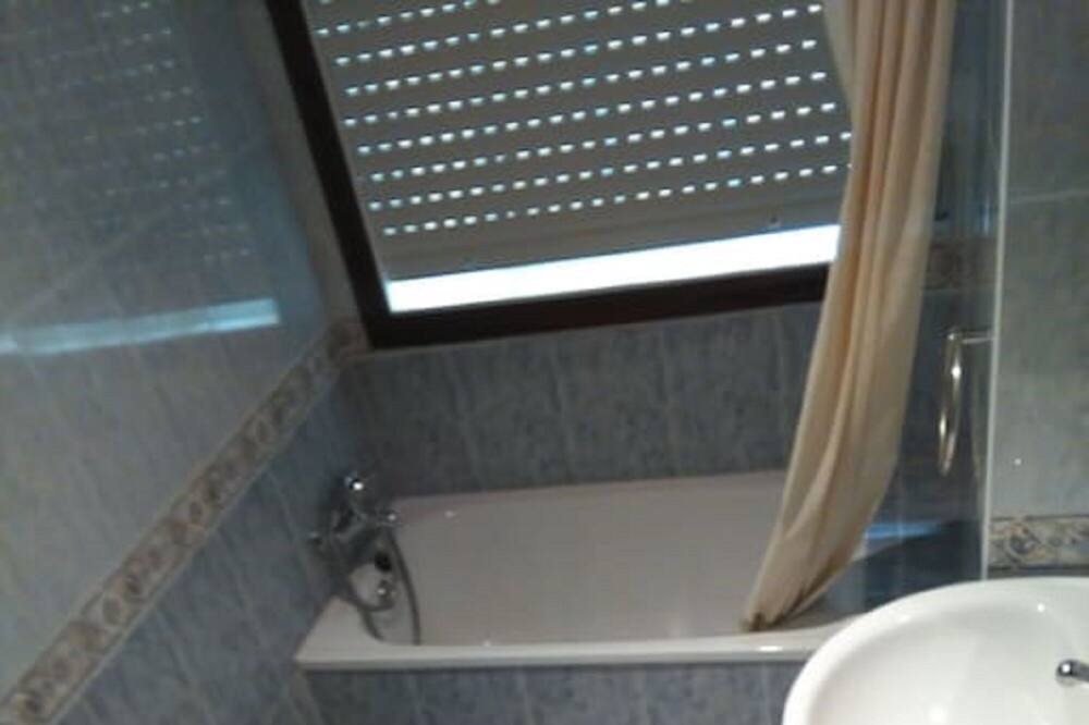 Photo of Bathroom in A Estrada