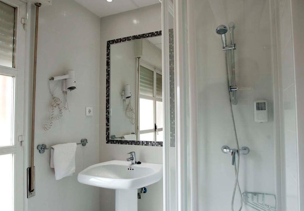 Photo of Bathroom in Najera