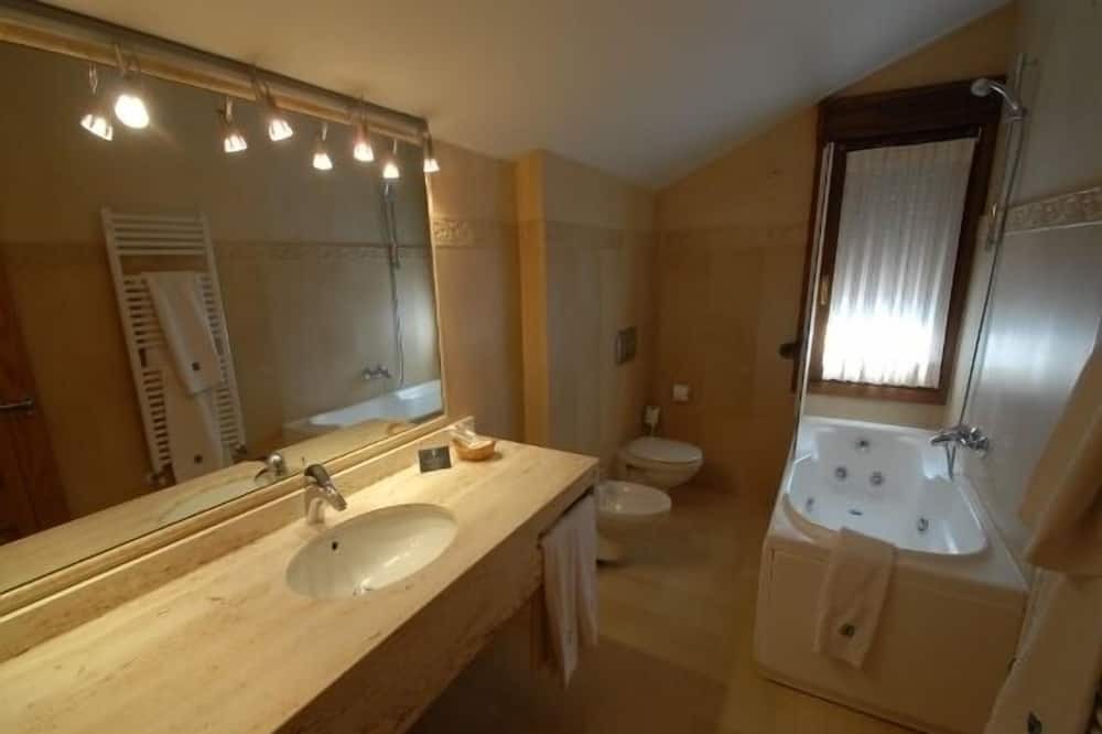 Photo of Bathroom in Zaorejas