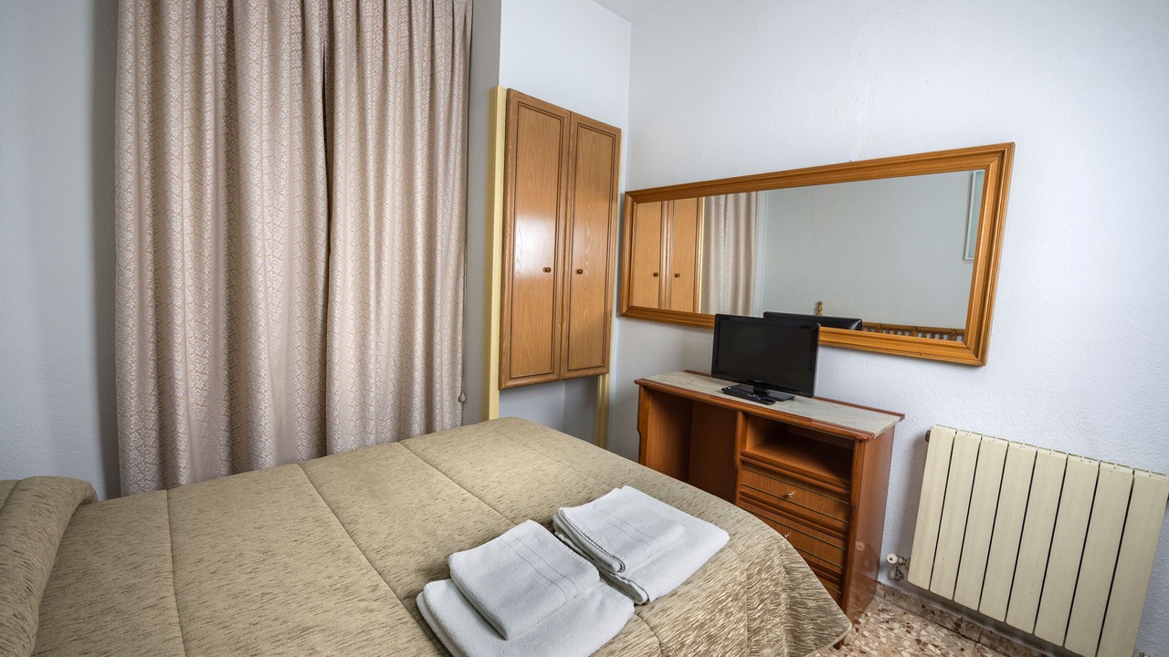 Photo of Bedroom in Toledo