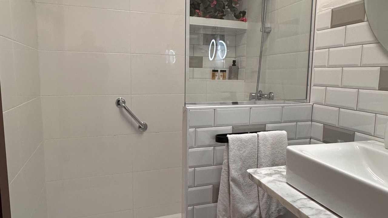 Photo of Bathroom in Alarcon