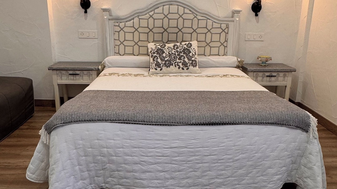 Photo of Bedroom in Alarcon