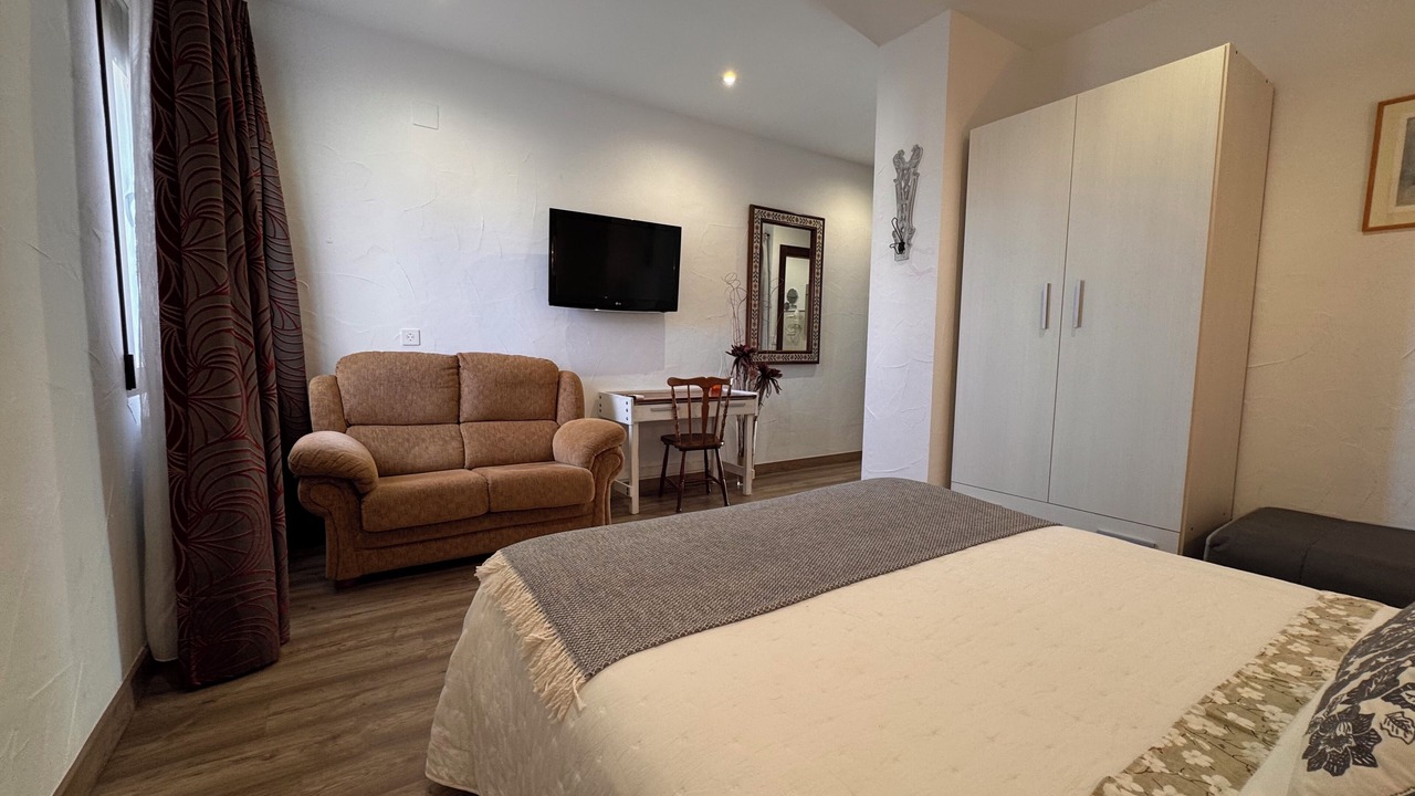 Photo of Bedroom in Alarcon