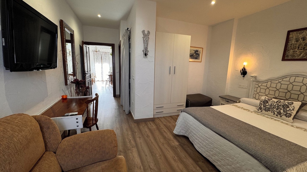 Photo of Bedroom in Alarcon