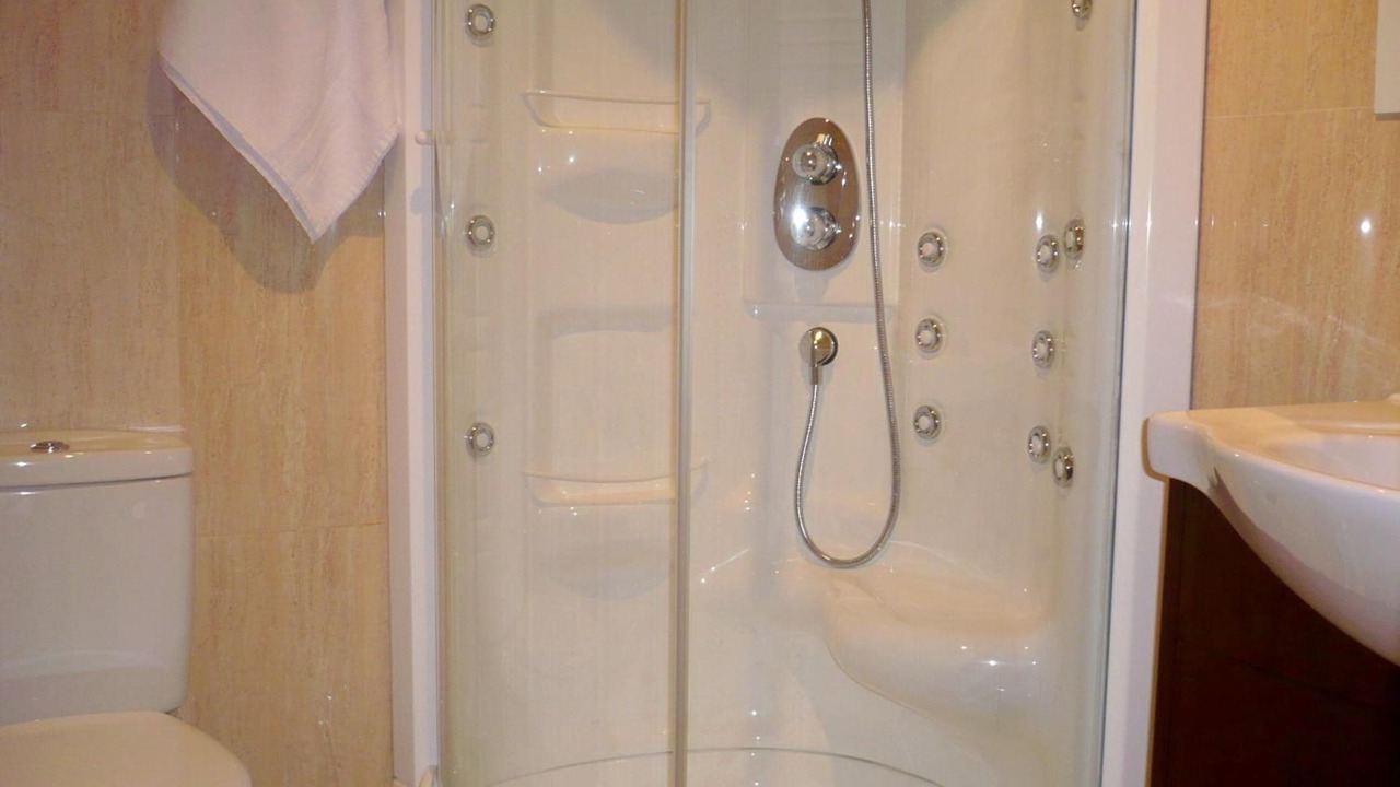 Photo of Bathroom in Guisamo