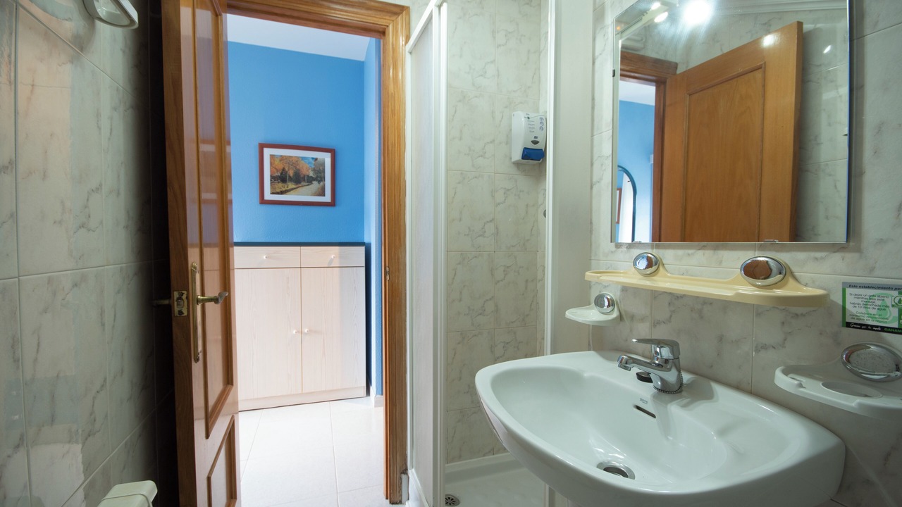 Photo of Bathroom in Santiuste
