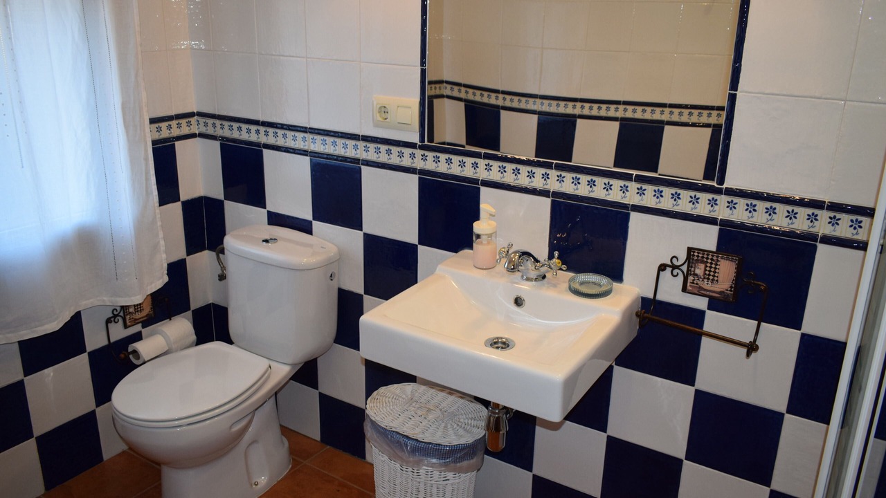 Photo of Bathroom in Menasalbas