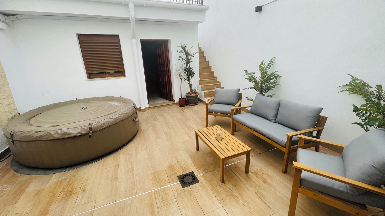 Photo of Patio Balcony in En Corts