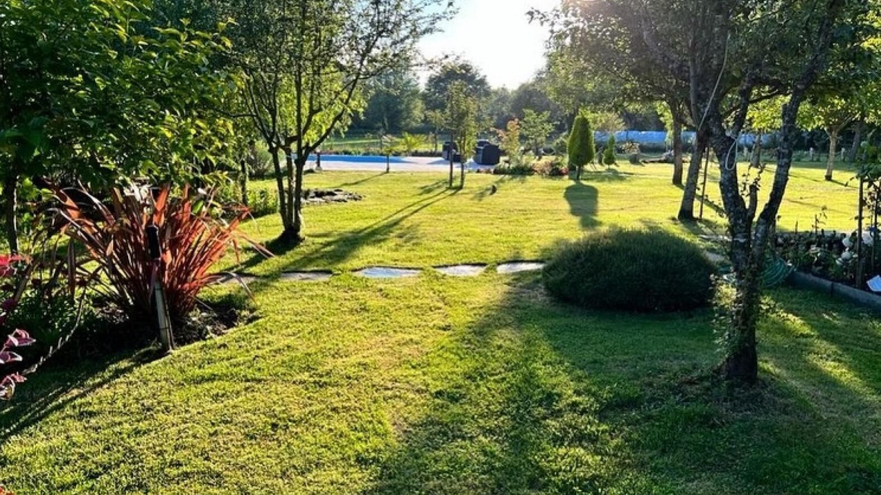 Photo of Outdoor in Guntin