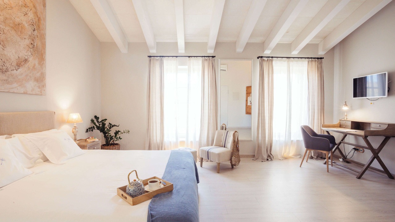 Photo of Bedroom in Mahon