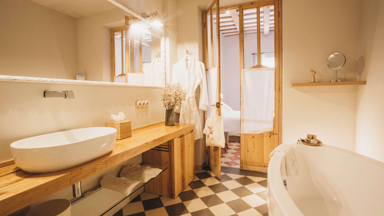 Photo of Bathroom in Mahon