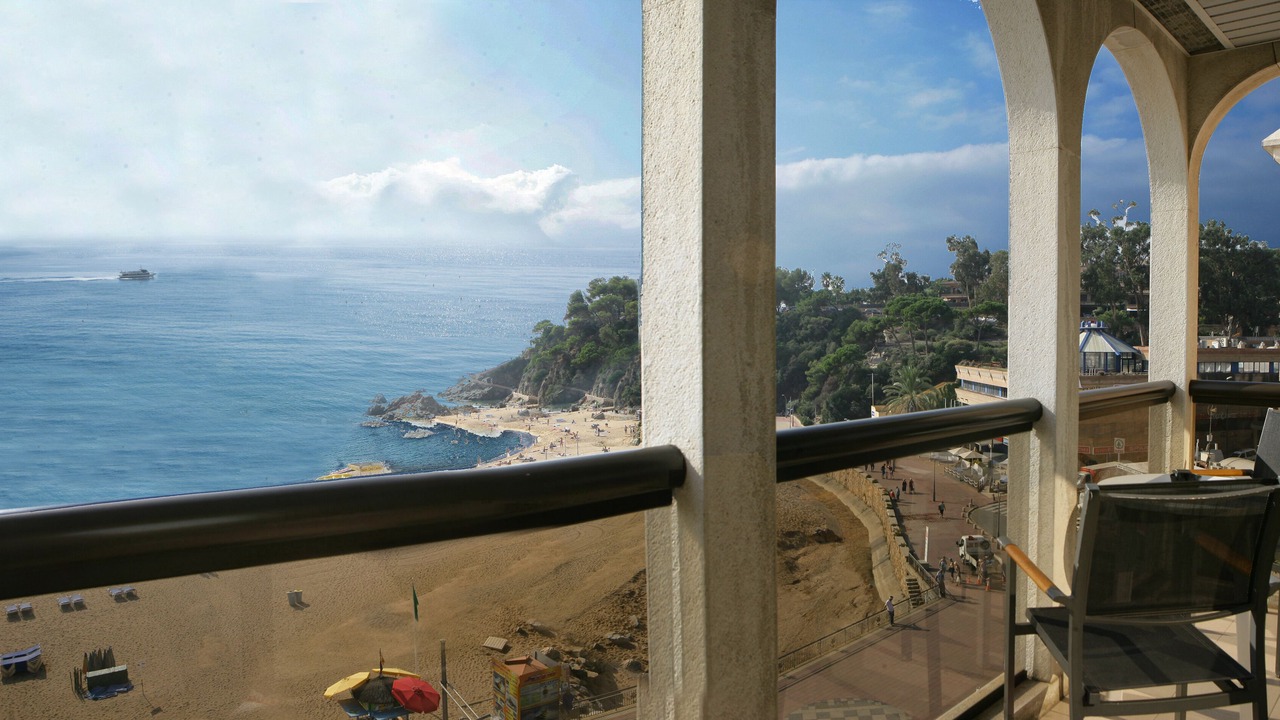 Photo of Patio Balcony in Lloret Town Center