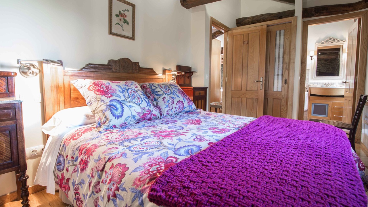 Photo of Bedroom in Monfero